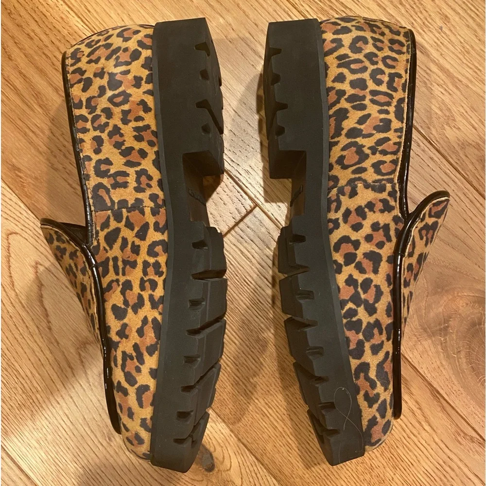 Donald Pliner Leopard Print Loafers Platform Lugged Black Tan Women’s 10M - Picture 3 of 6